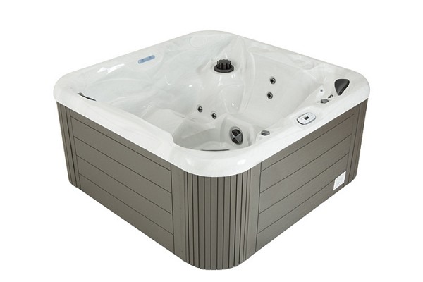FreeStyle Model 202 LE Hot Tub - 110V Plug In