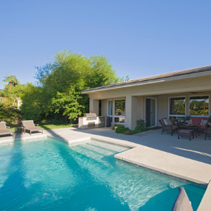 4 Reasons You Should Install A Pool