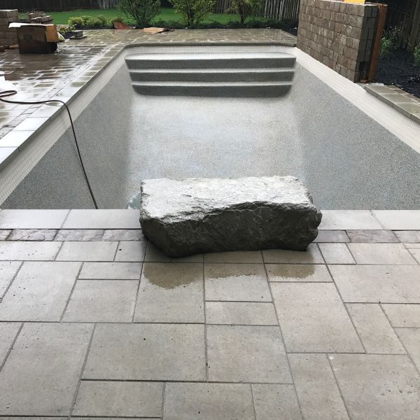 pool builders in Toronto